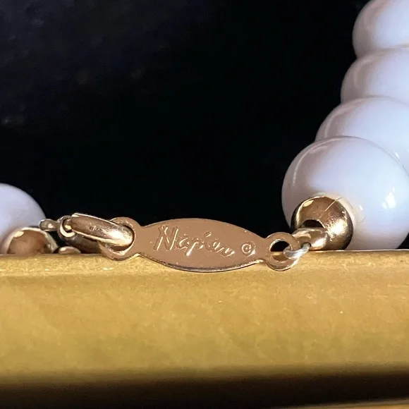 NAPIER NECKLACE WITH GOLD BEADS - Picture 6 of 11